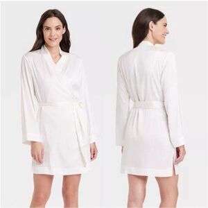 Stars Above white satin robe